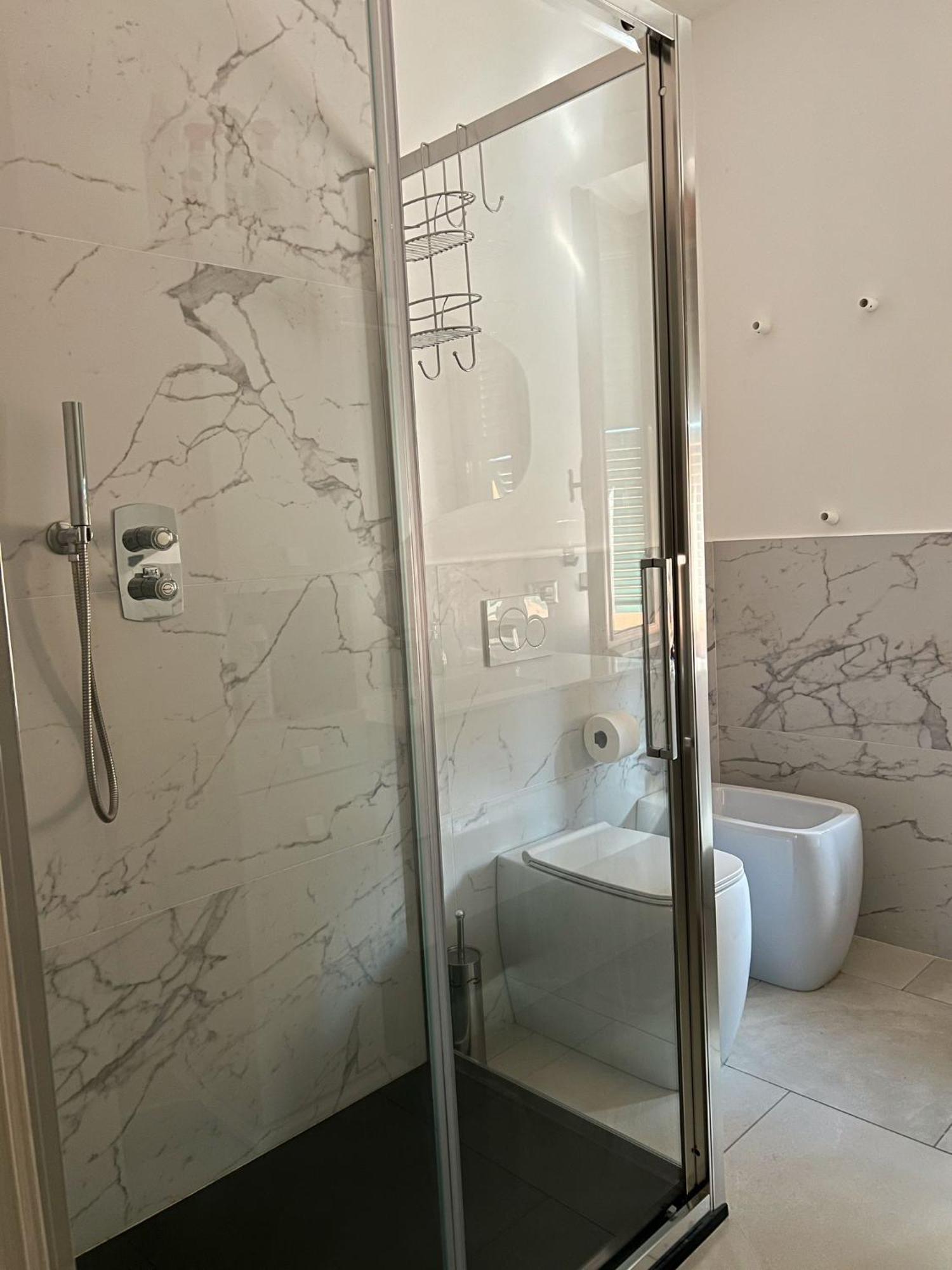 B&B La Piazzetta Vado Ligure Exterior photo